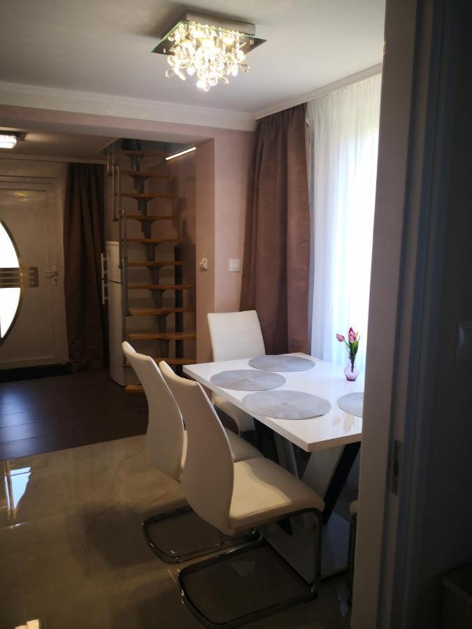 Kupola Apartman Szeged Eksteriør bilde