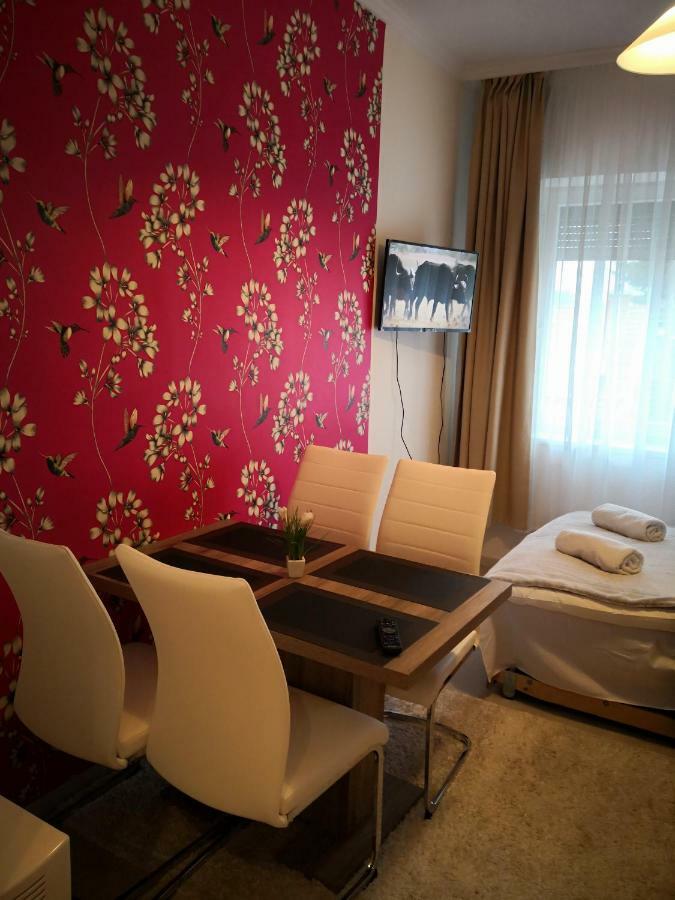Kupola Apartman Szeged Eksteriør bilde