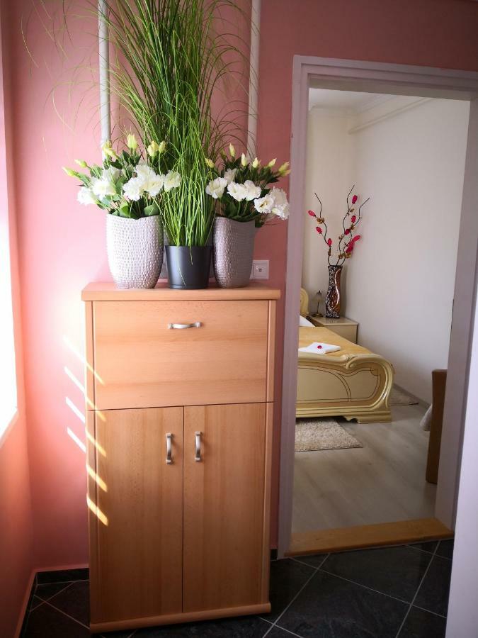 Kupola Apartman Szeged Eksteriør bilde