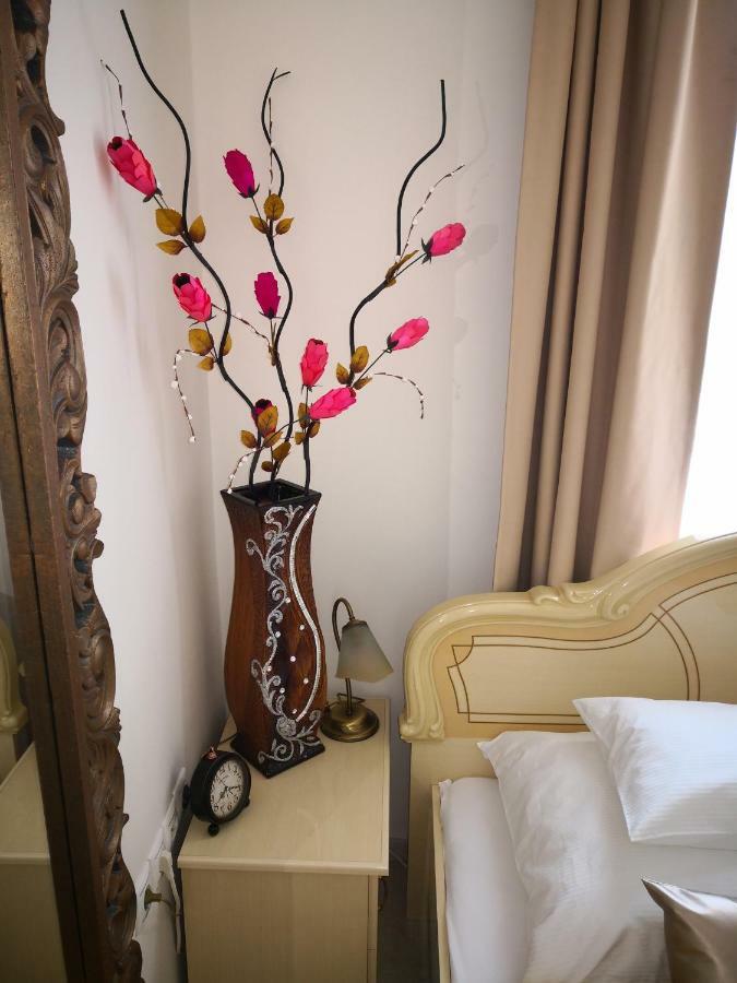 Kupola Apartman Szeged Eksteriør bilde
